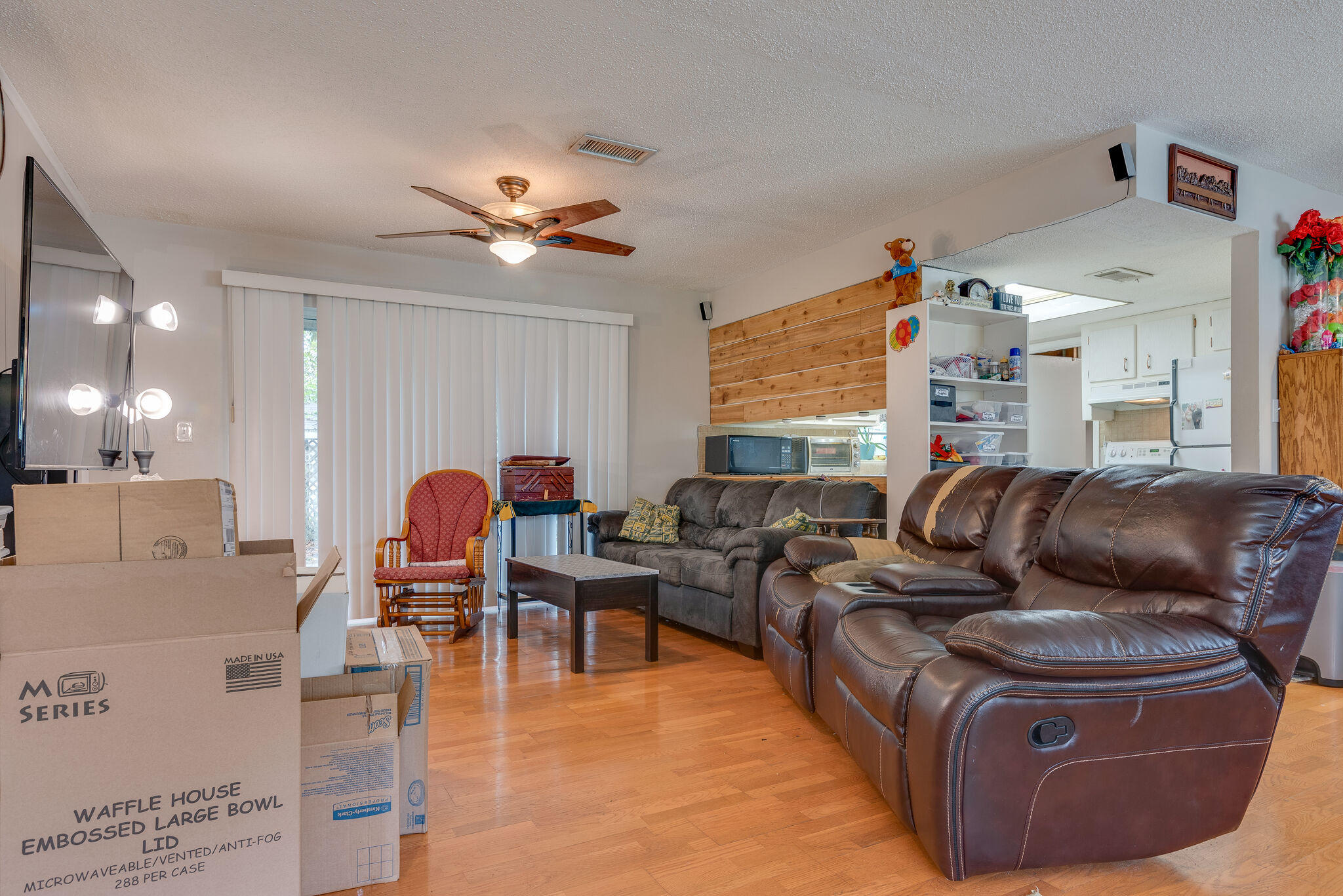 OAK TREE PARK - Residential