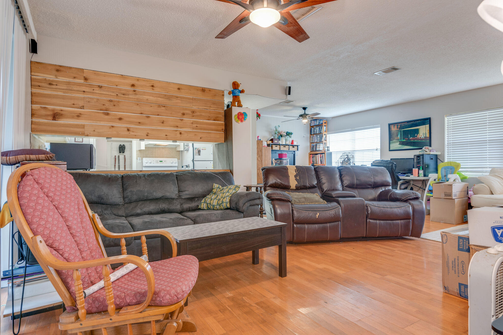 OAK TREE PARK - Residential