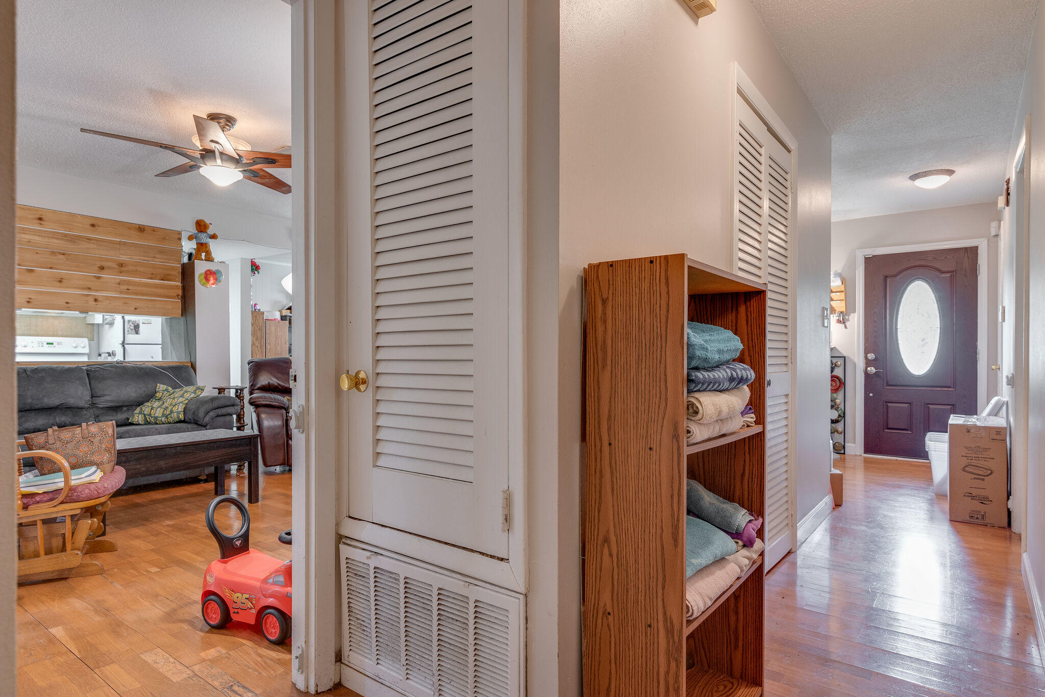 OAK TREE PARK - Residential