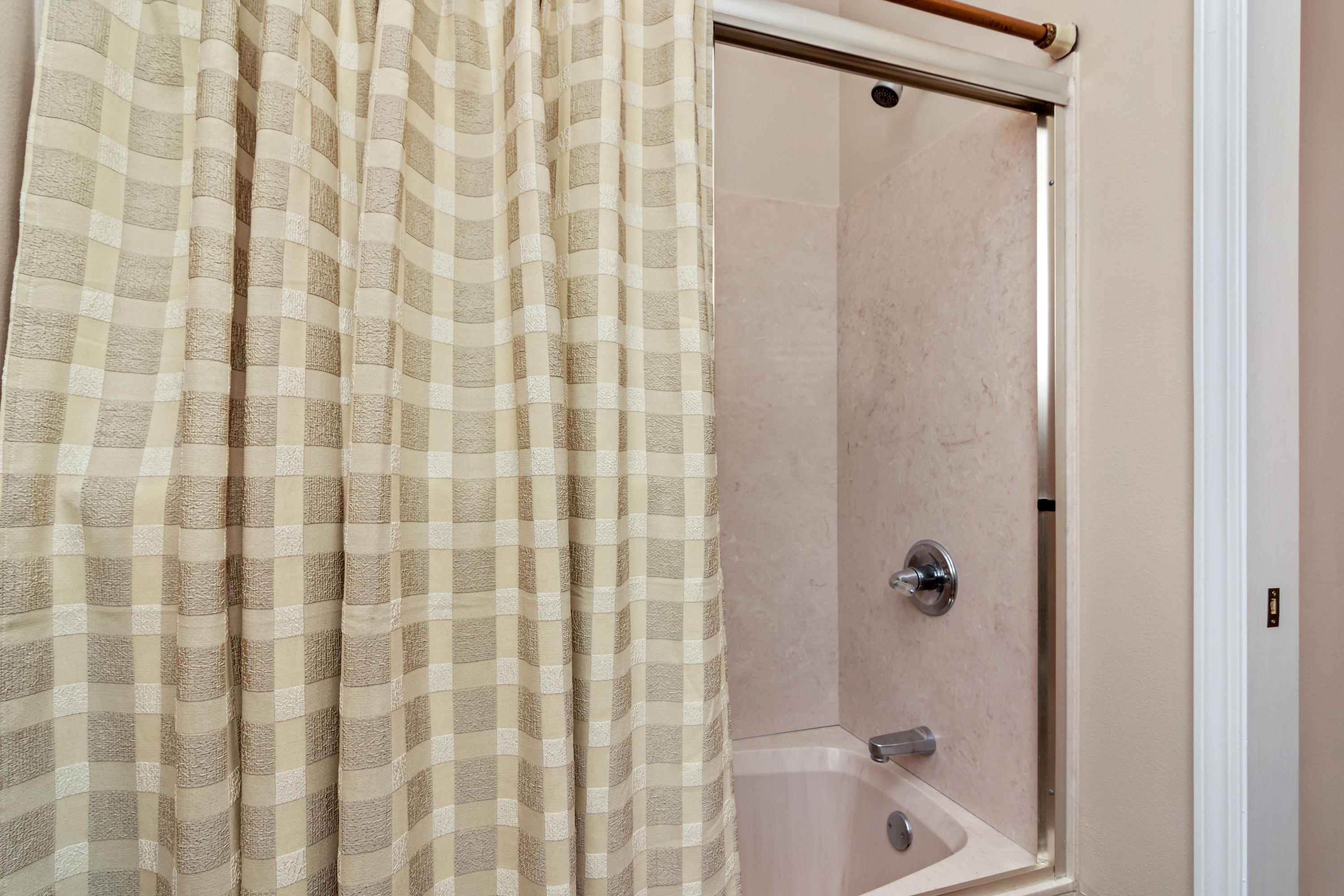 FOXWOOD - Residential