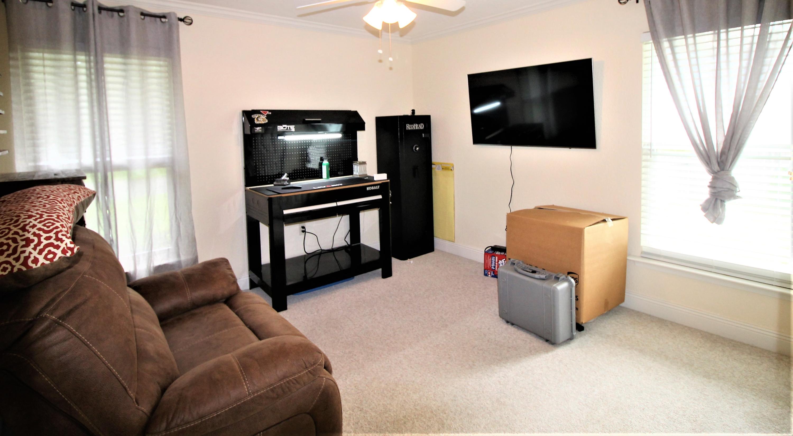 COLONY ESTATES - Residential