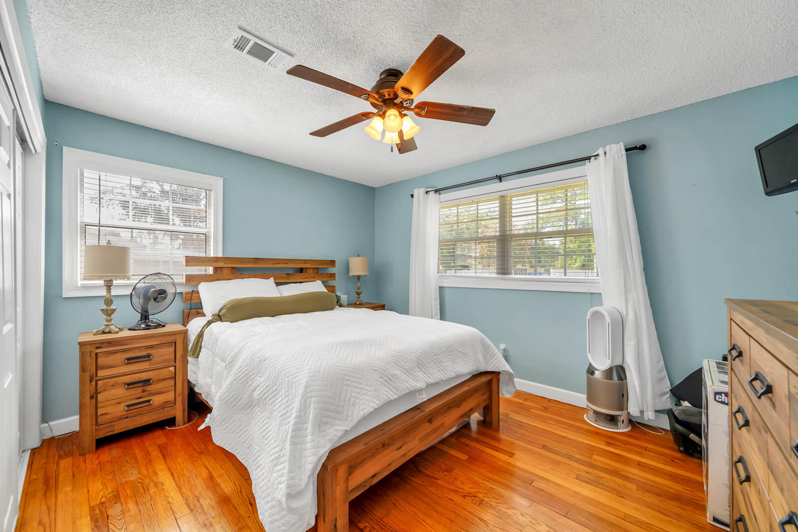 ROSEWOOD HOMES - Residential