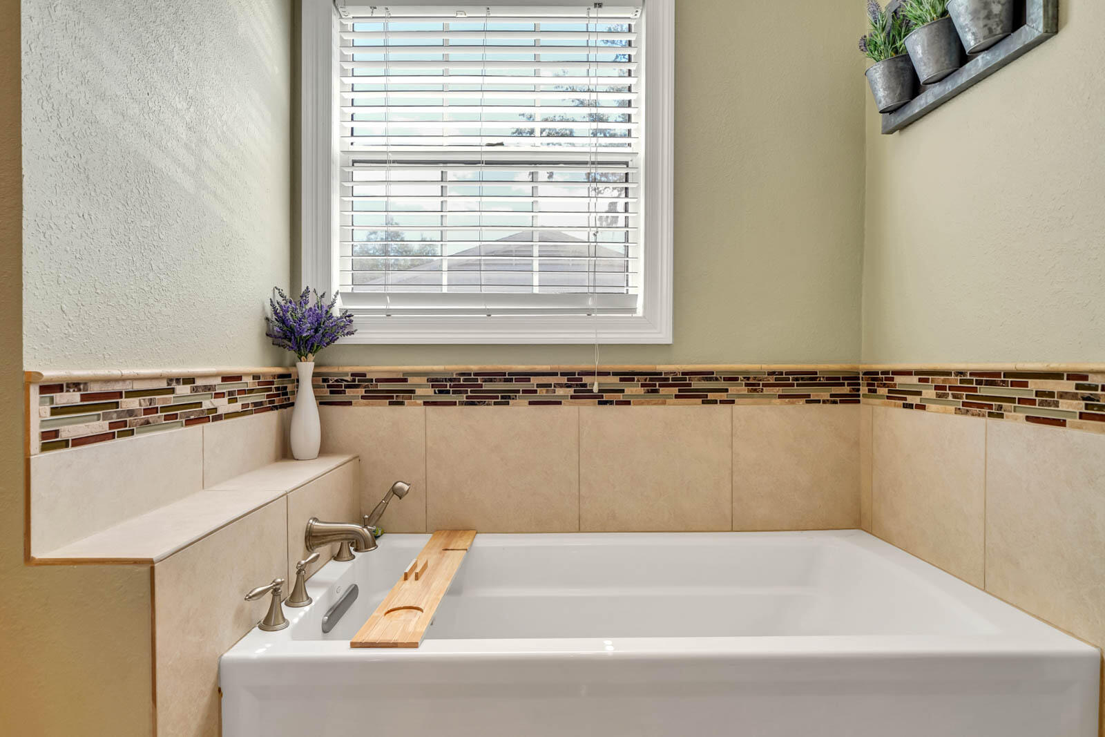 ROSEWOOD HOMES - Residential