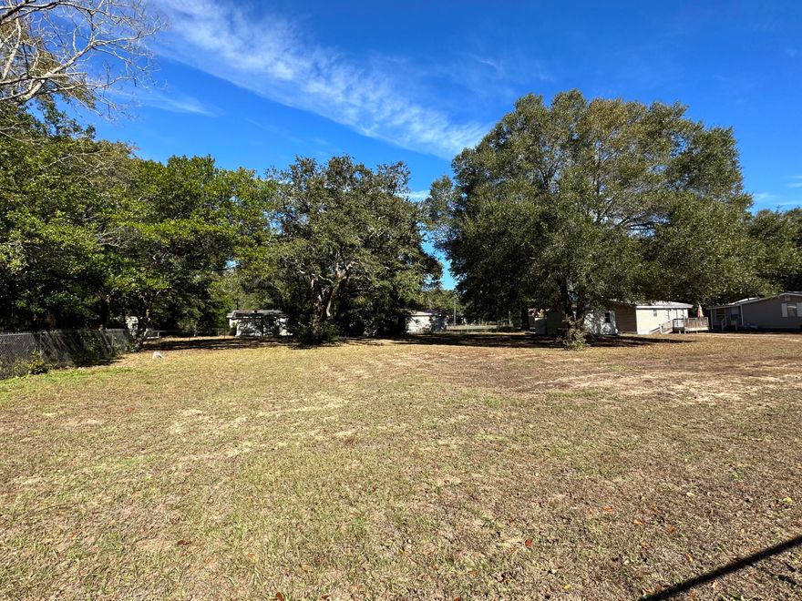 Bring your build plans today!! This one of a kind property is the perfect location for your new home! . Easy Access to Hwy 85, minutes away from the up coming Crestview Commons, Grocery stores, Shopping, Various restaurants and so much more!