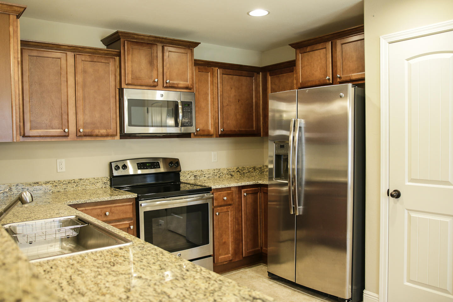 TRAILWOOD ESTATES - Residential Lease