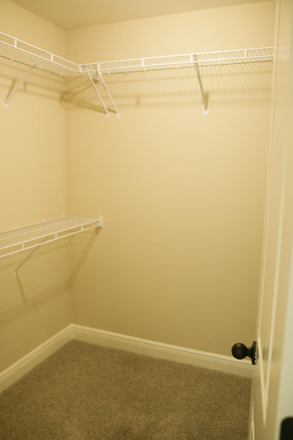 TRAILWOOD ESTATES - Residential Lease