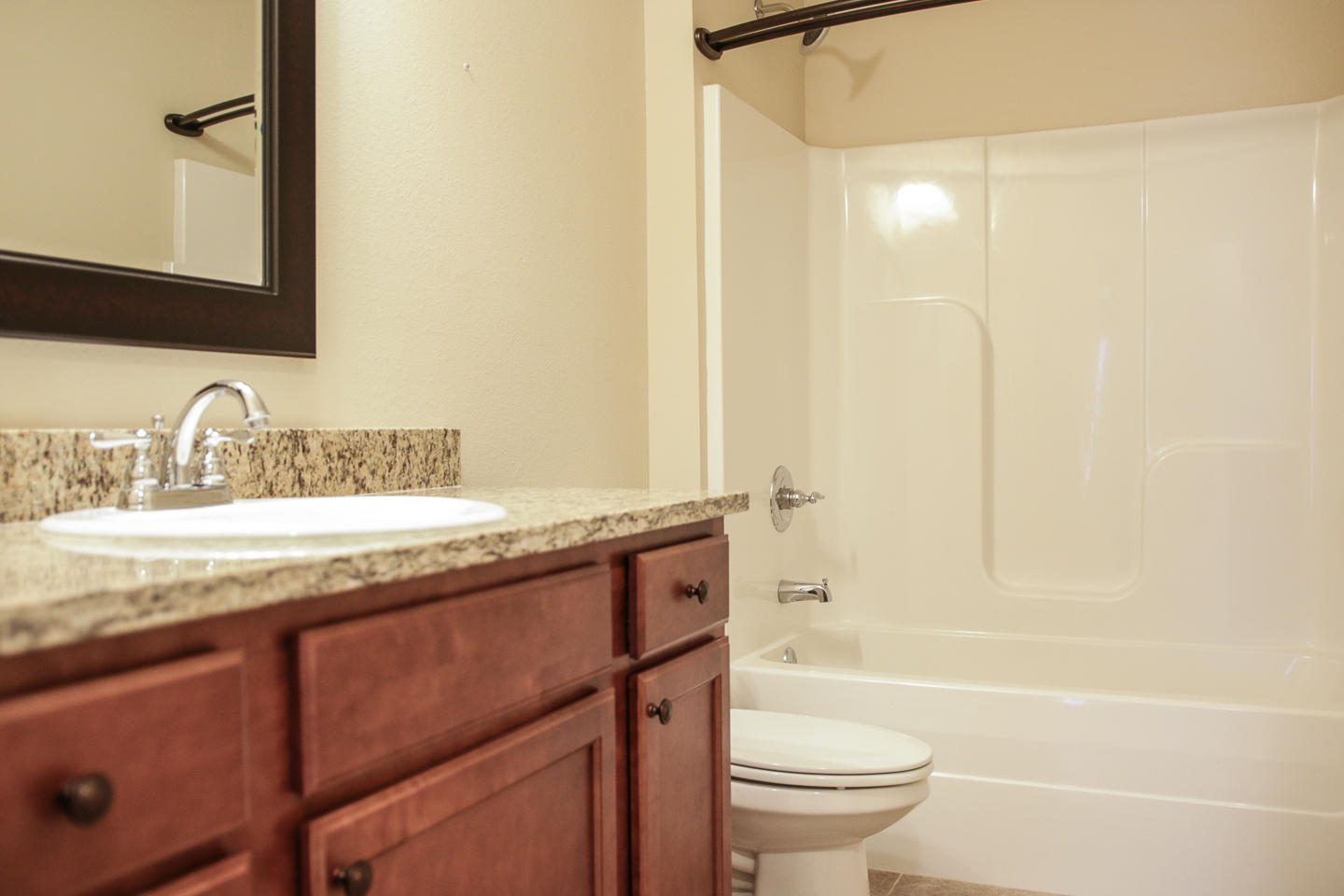 TRAILWOOD ESTATES - Residential Lease