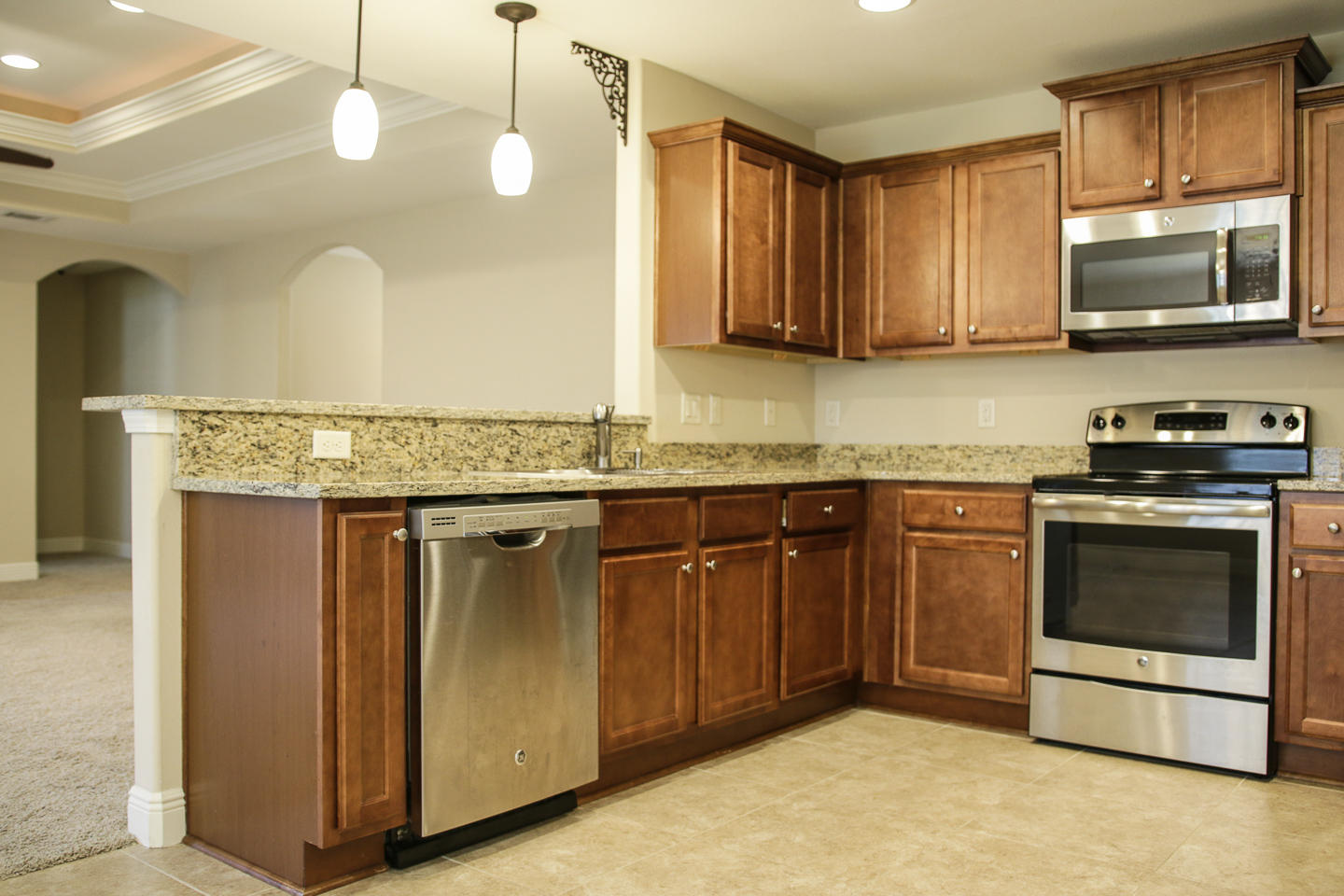 TRAILWOOD ESTATES - Residential Lease