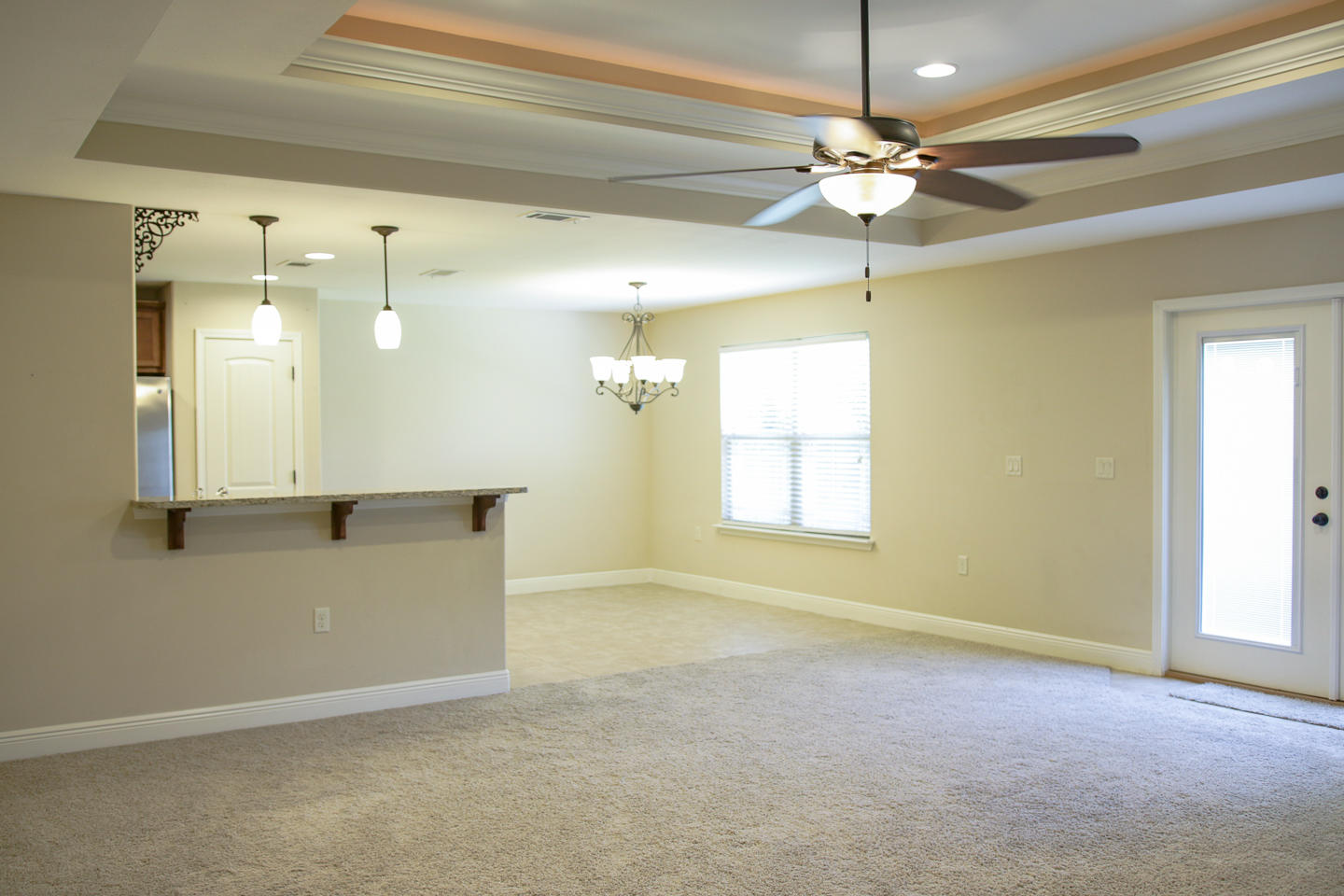 TRAILWOOD ESTATES - Residential Lease