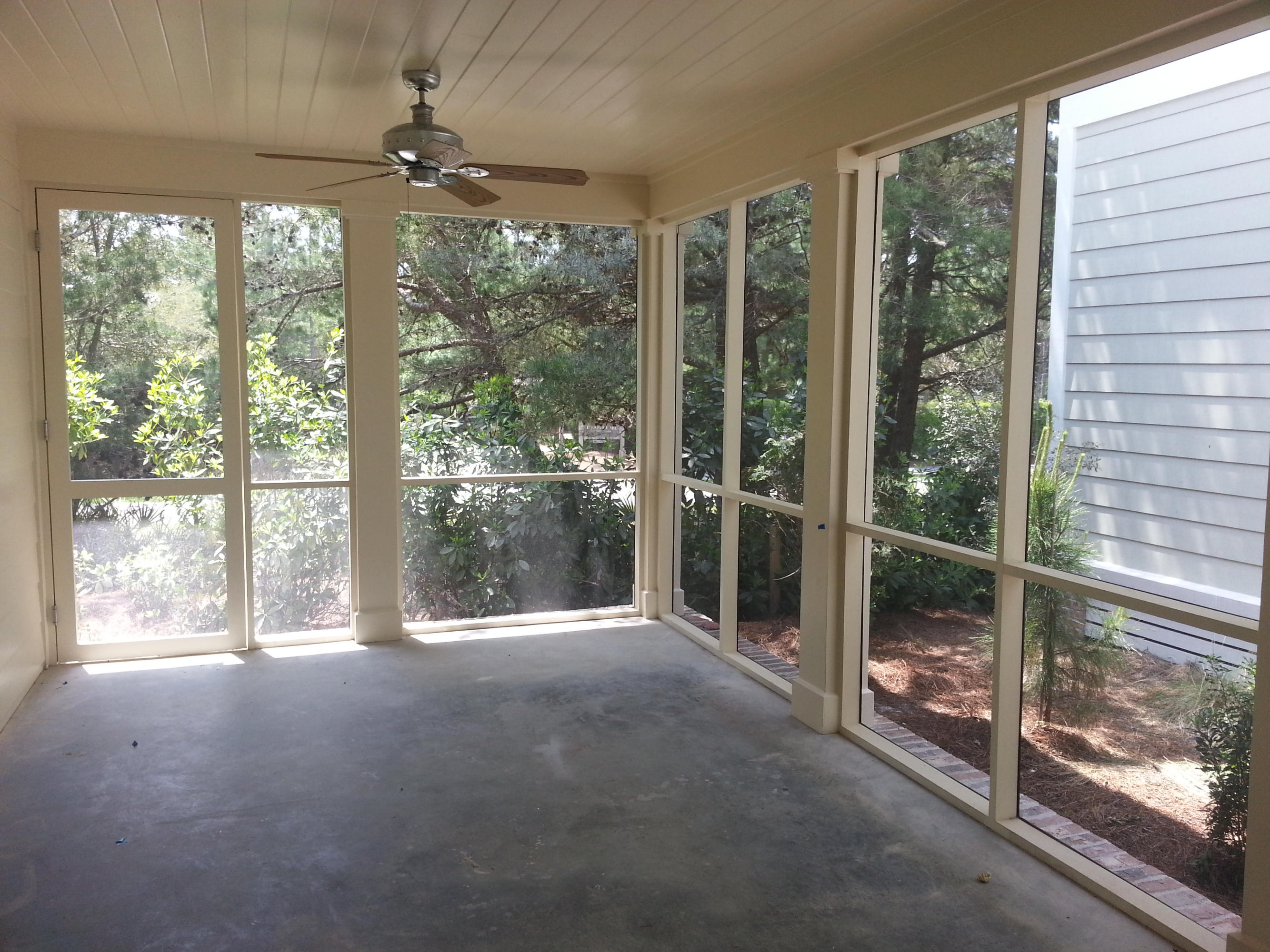 FOREST LAKES - Residential