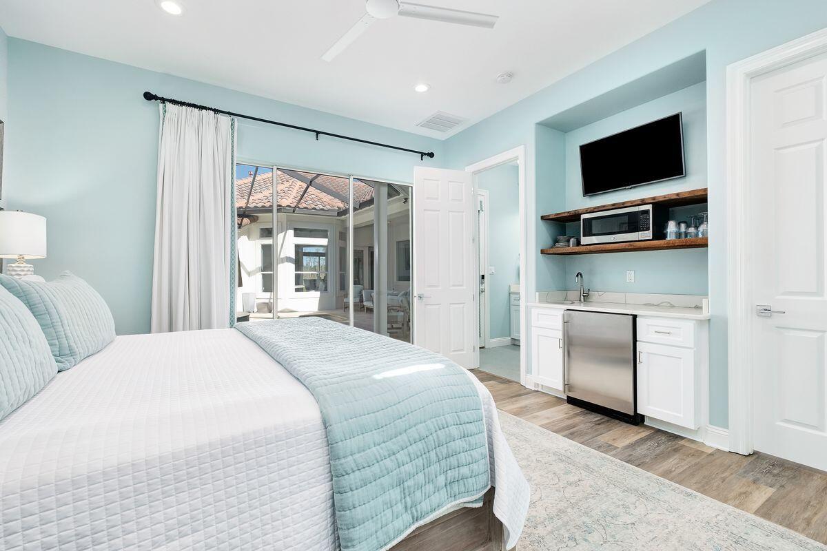 REGATTA BAY PATIO HOMES - Residential