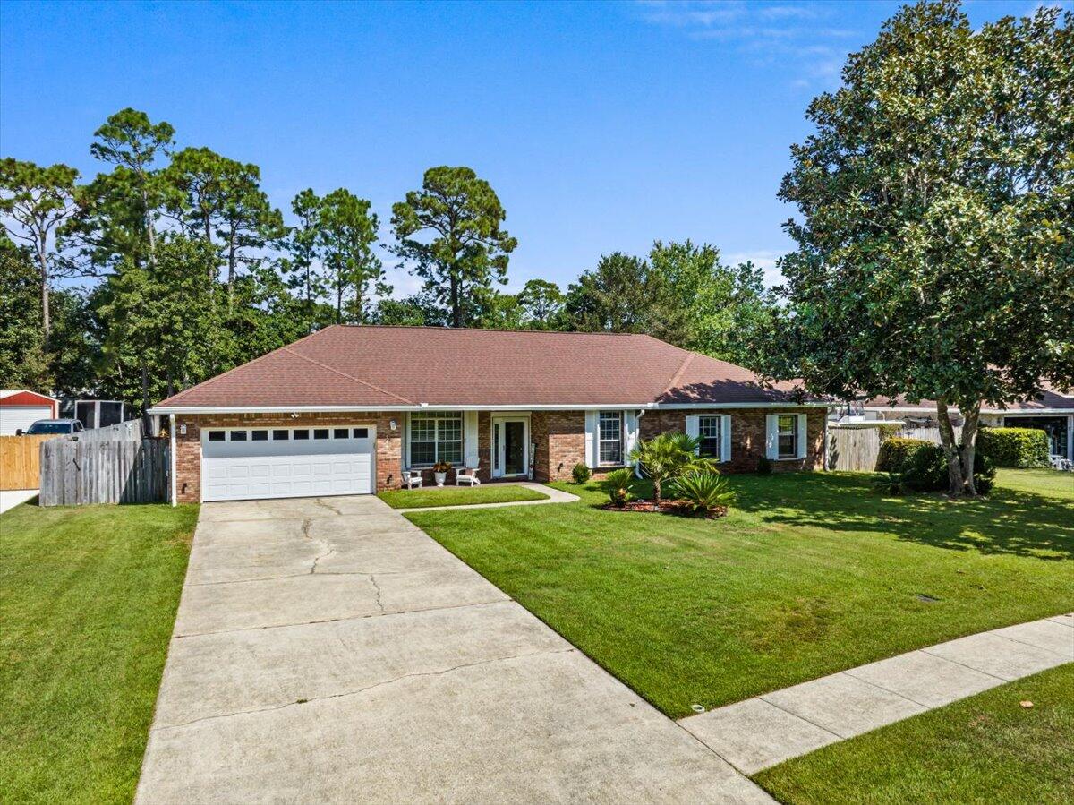 DANA POINTE - Residential