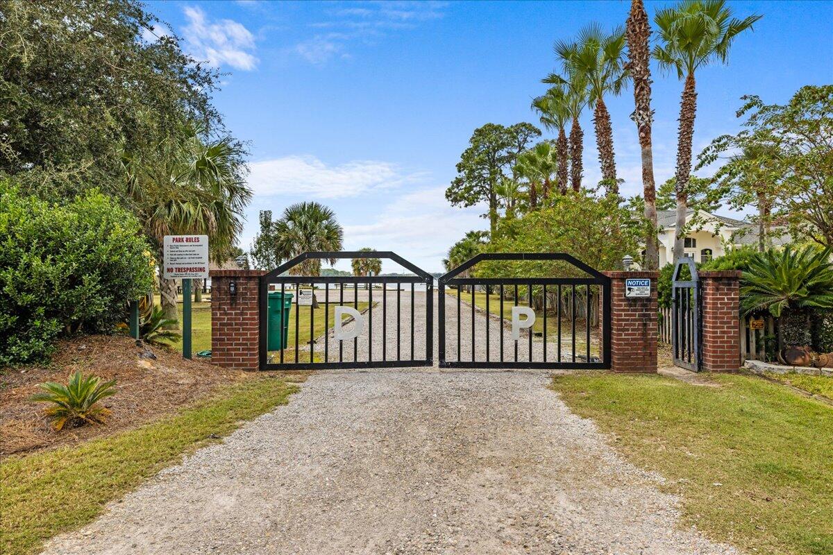 DANA POINTE - Residential