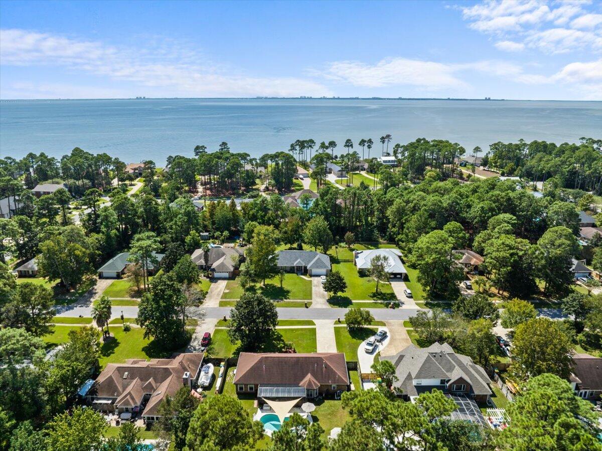 DANA POINTE - Residential