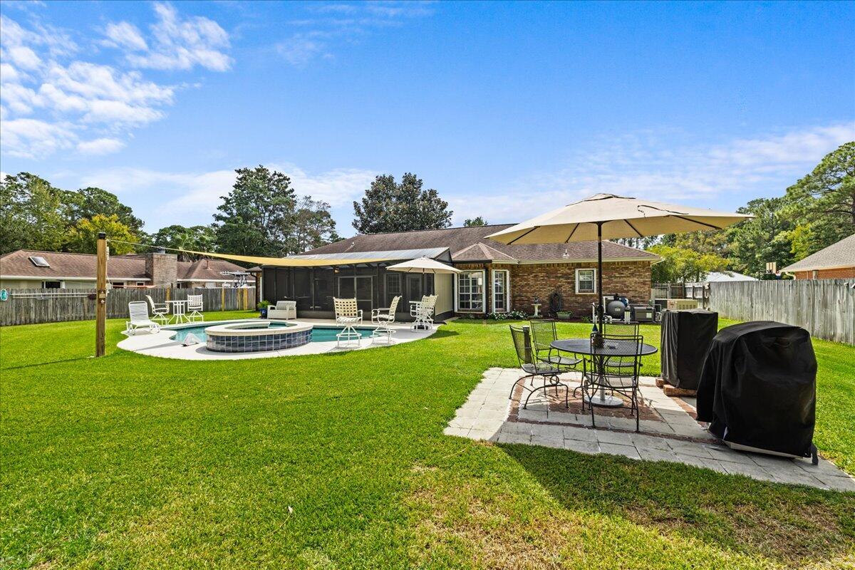 DANA POINTE - Residential