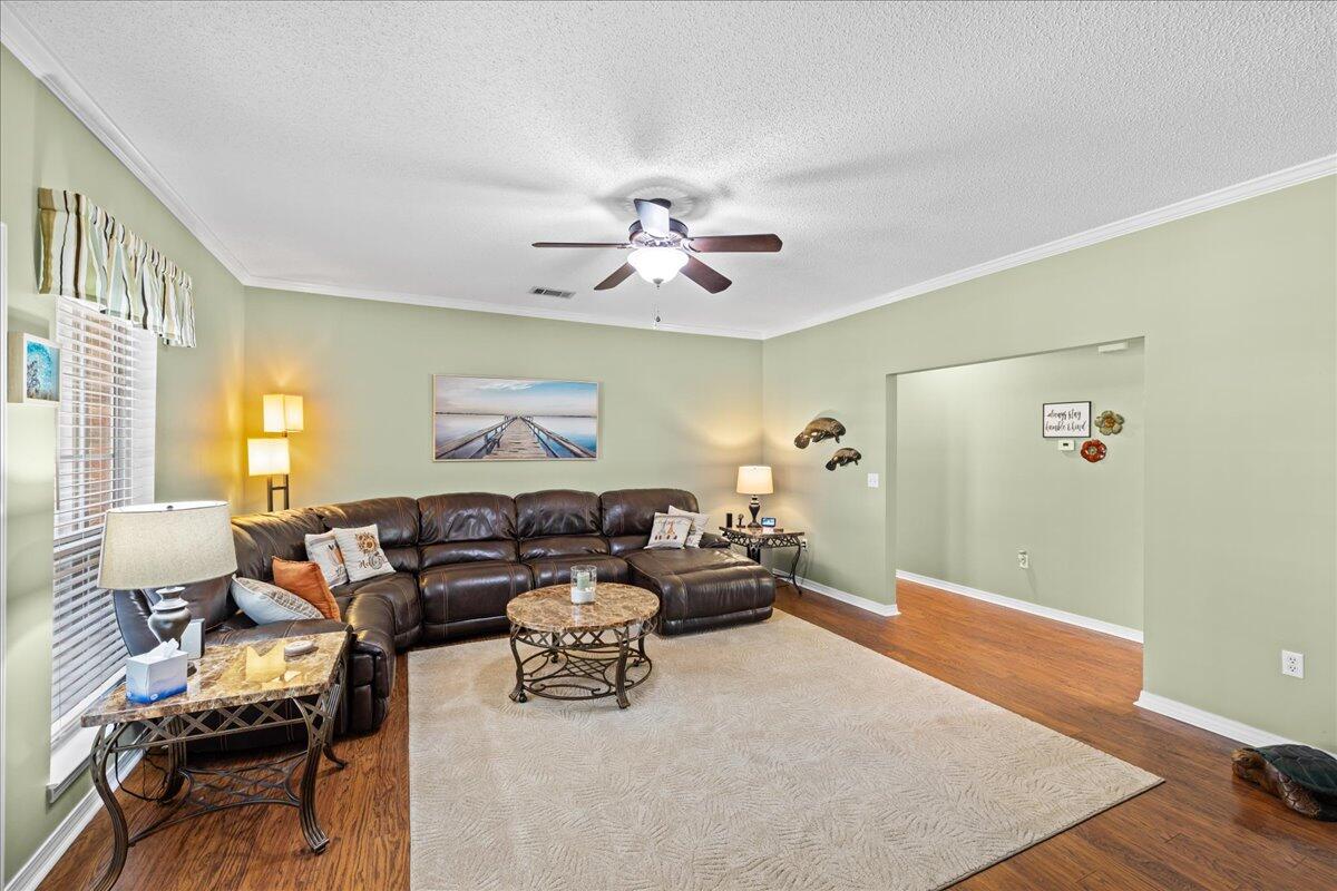 DANA POINTE - Residential