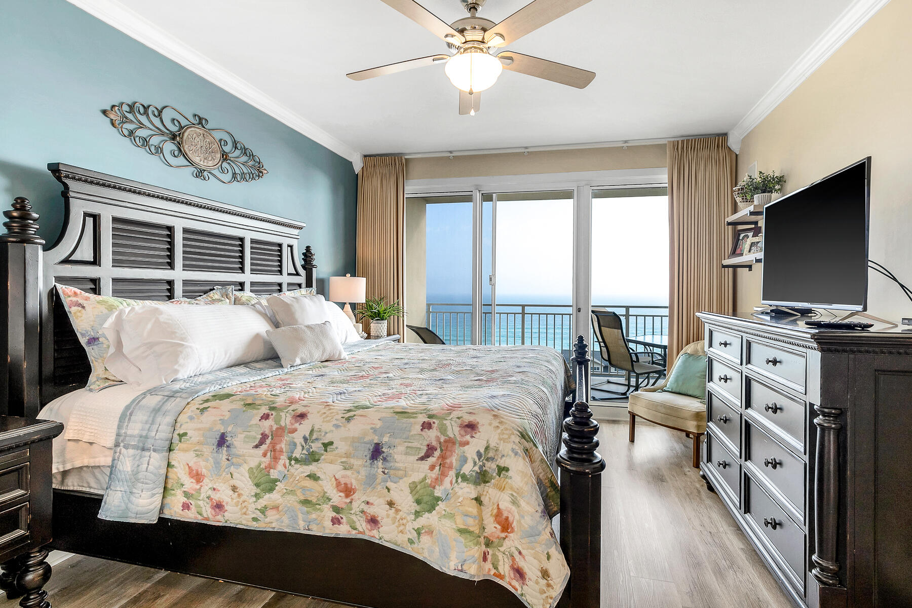 STERLING SHORES - Residential