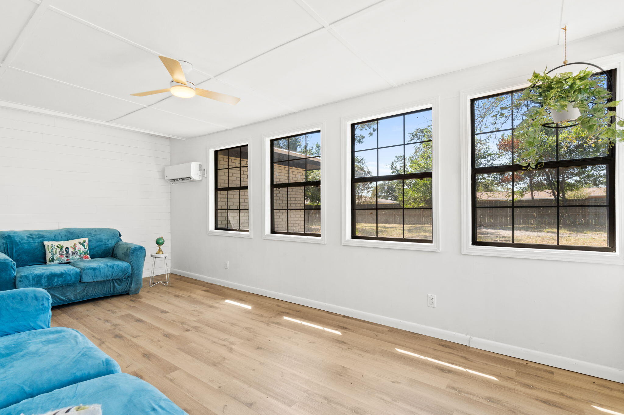 ISLAND VIEW ESTATES - Residential