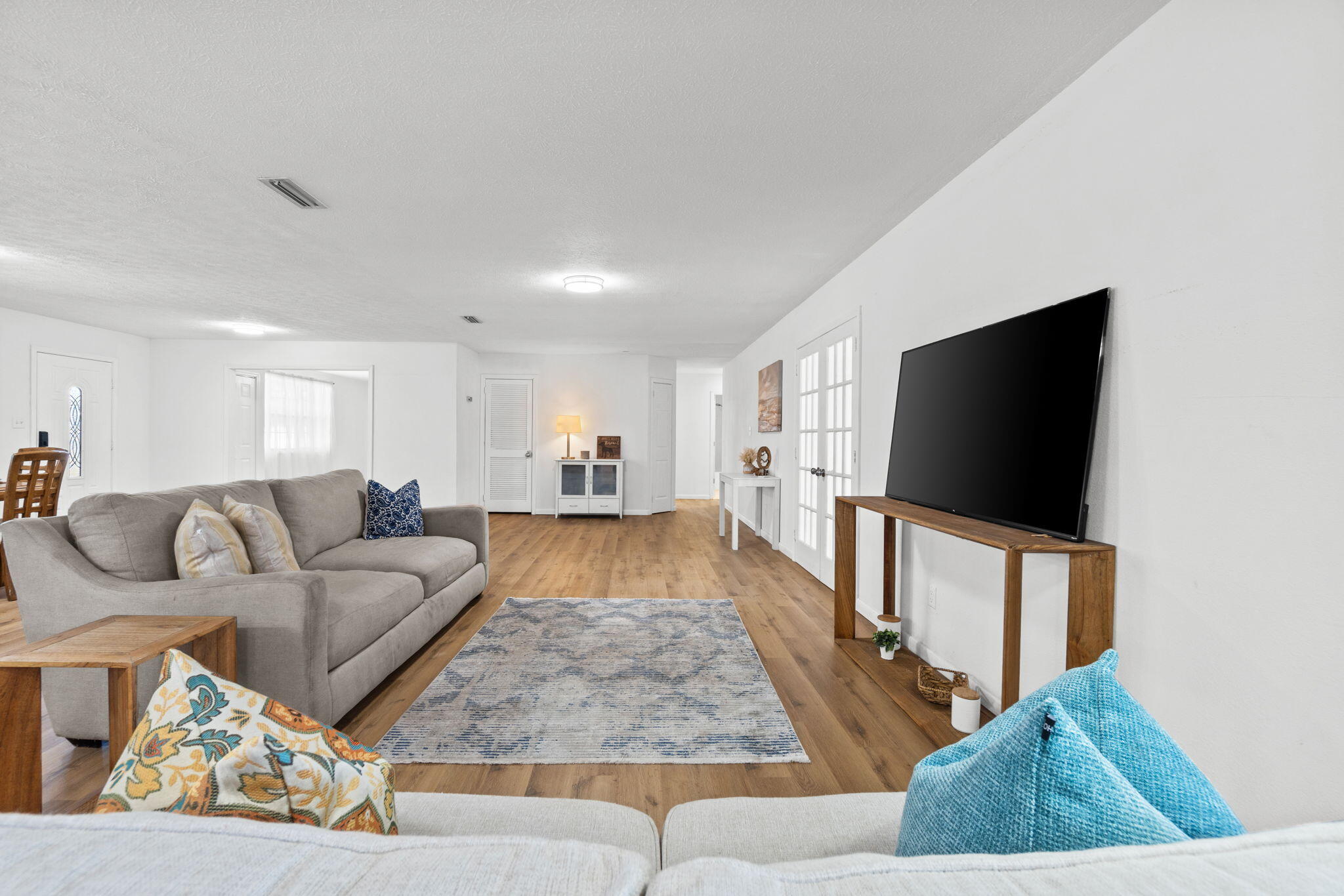 ISLAND VIEW ESTATES - Residential