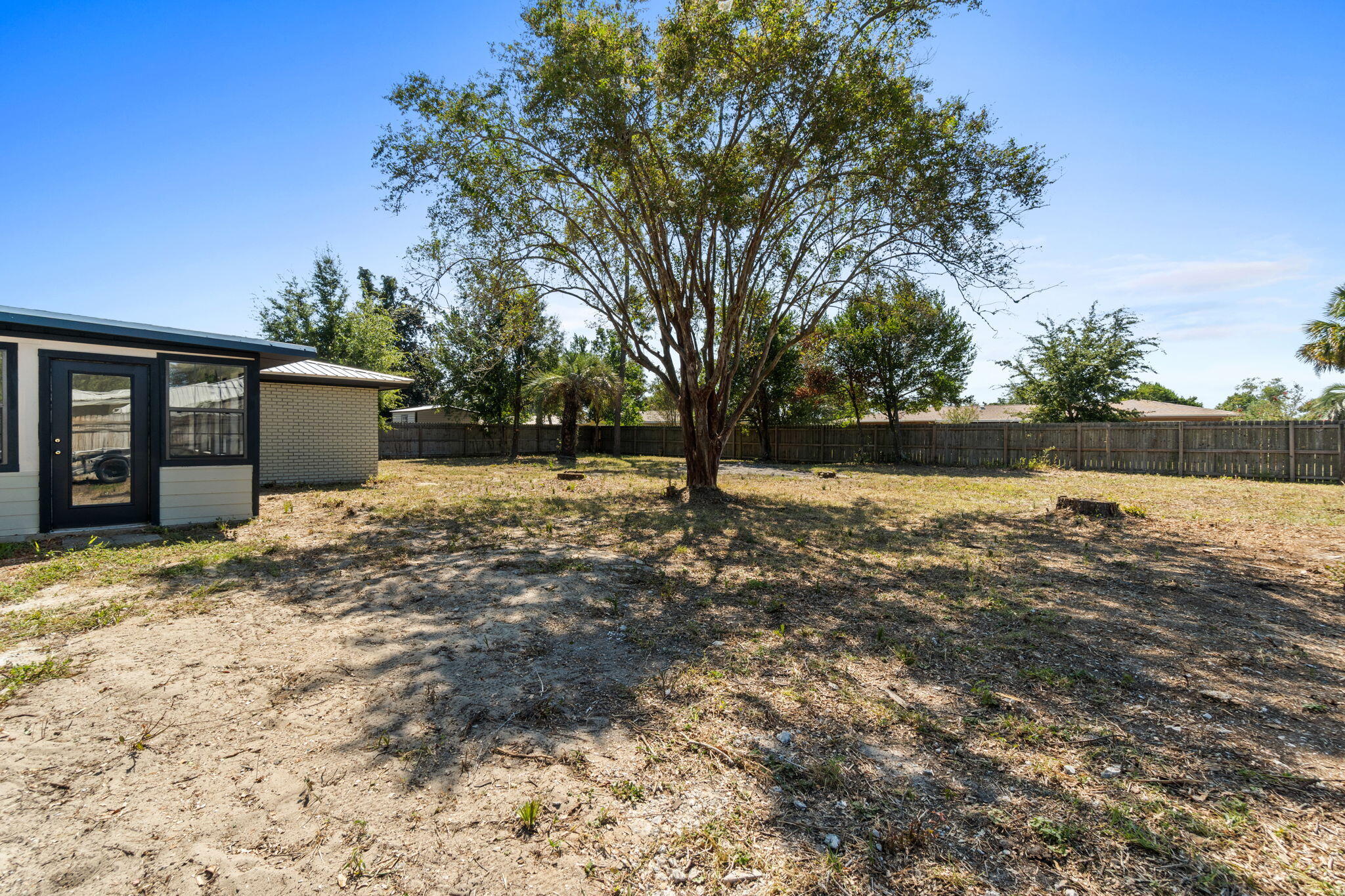 ISLAND VIEW ESTATES - Residential