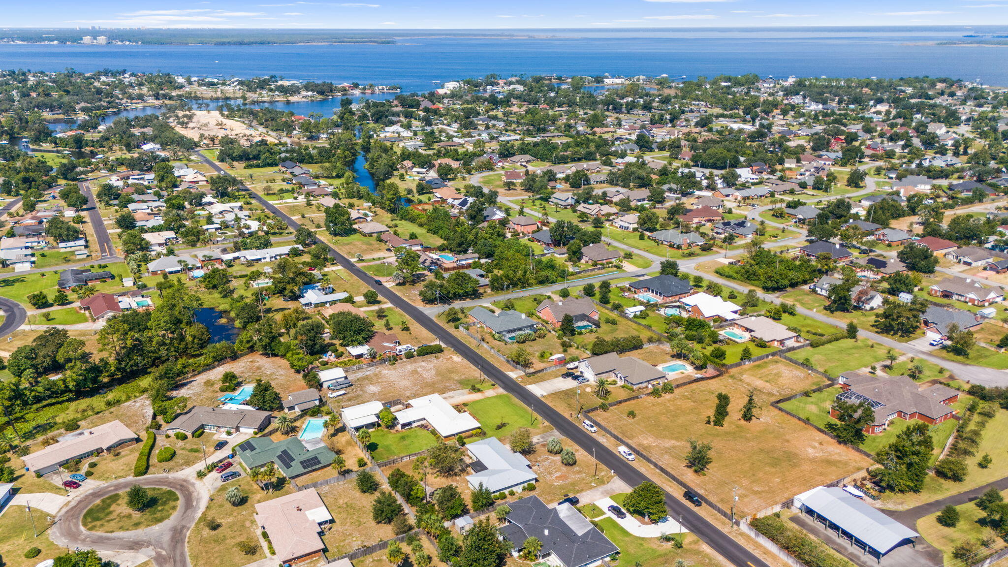 ISLAND VIEW ESTATES - Residential