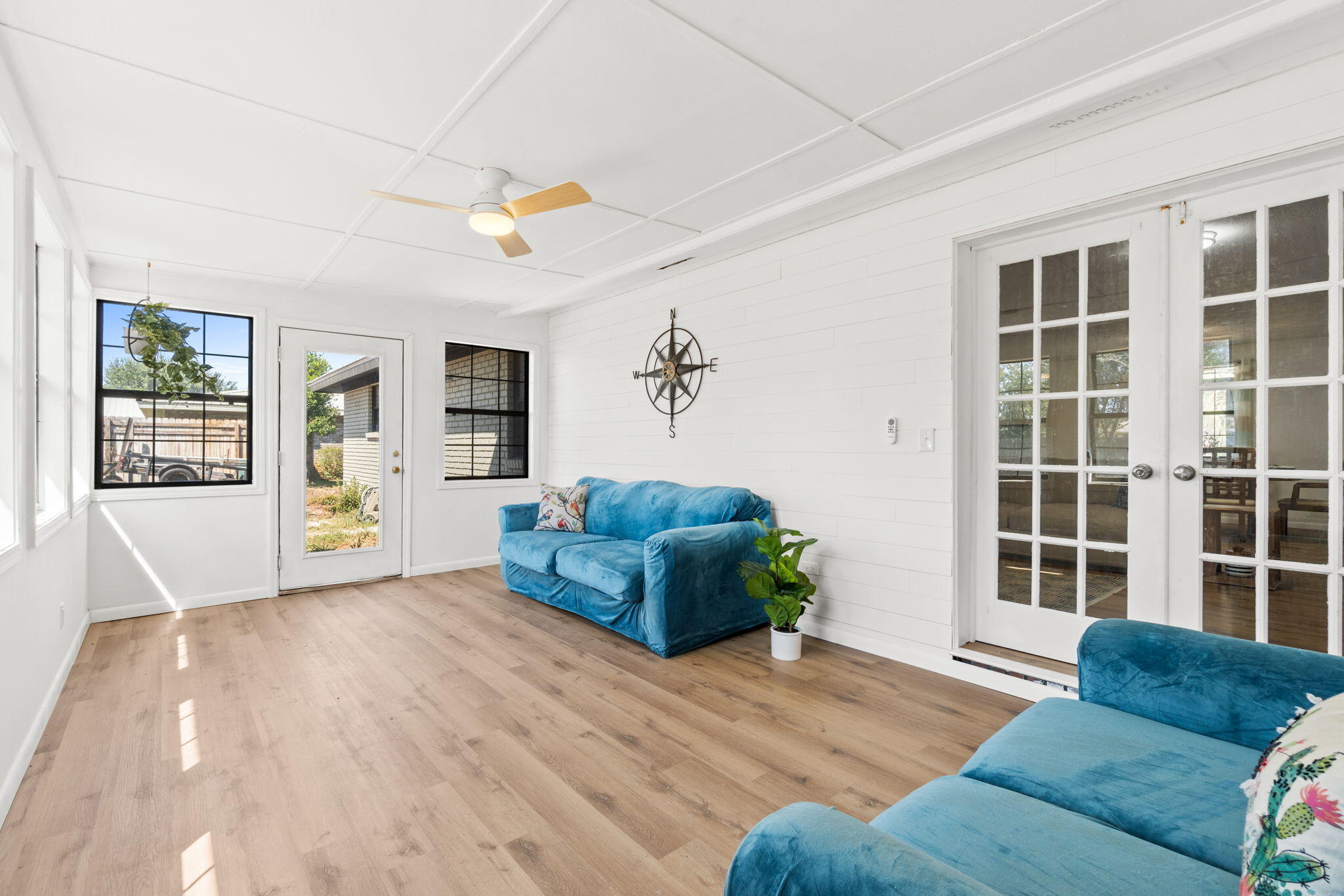 ISLAND VIEW ESTATES - Residential
