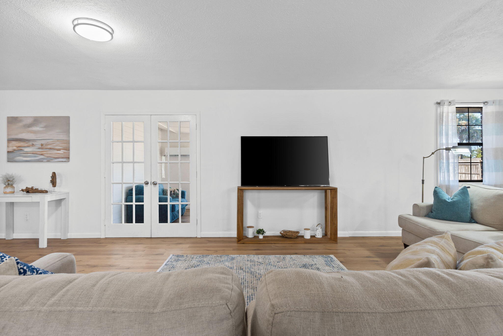 ISLAND VIEW ESTATES - Residential