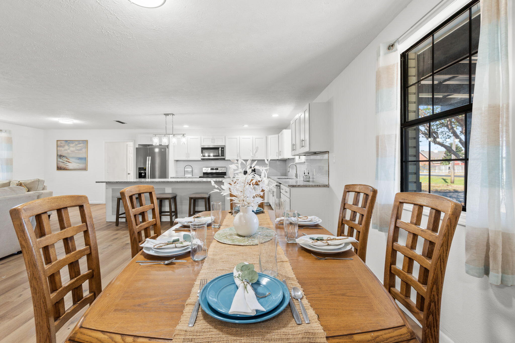 ISLAND VIEW ESTATES - Residential