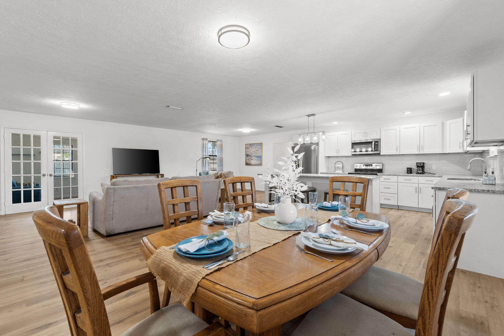 ISLAND VIEW ESTATES - Residential