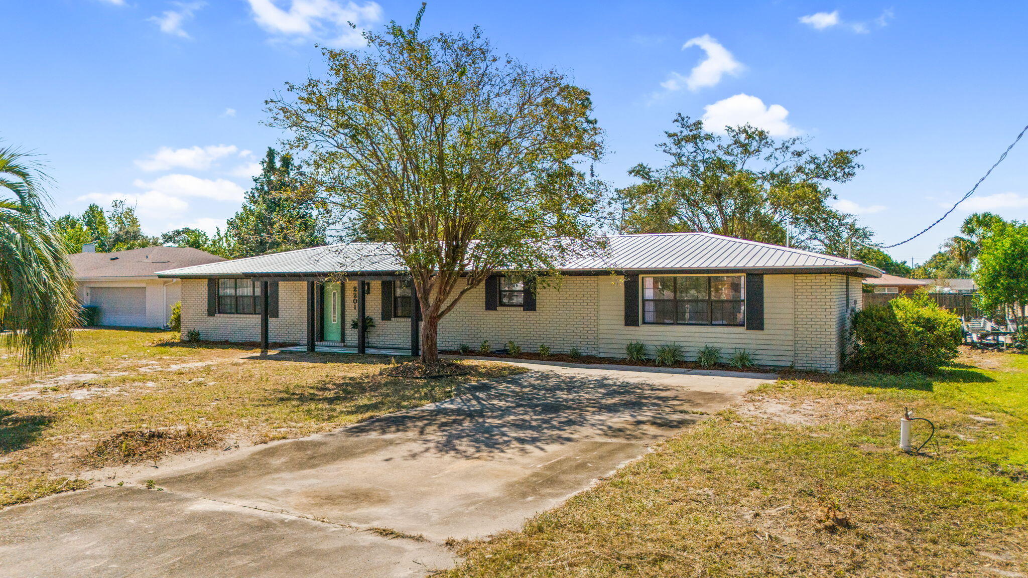 ISLAND VIEW ESTATES - Residential
