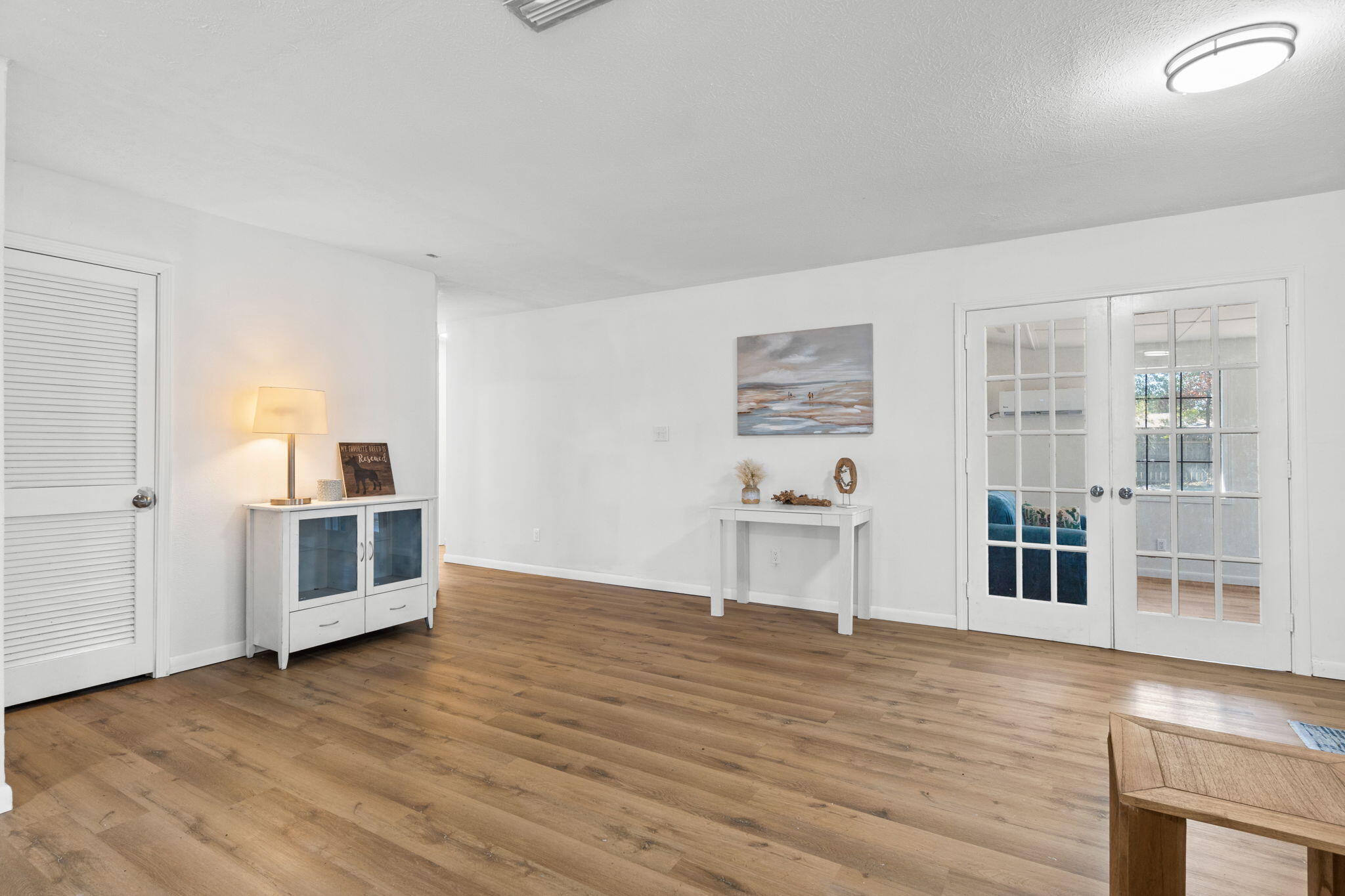 ISLAND VIEW ESTATES - Residential