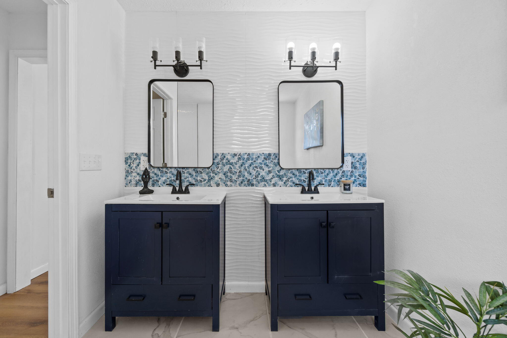 ISLAND VIEW ESTATES - Residential