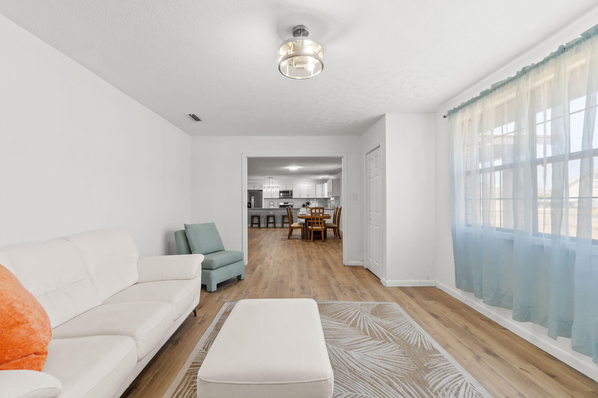 ISLAND VIEW ESTATES - Residential