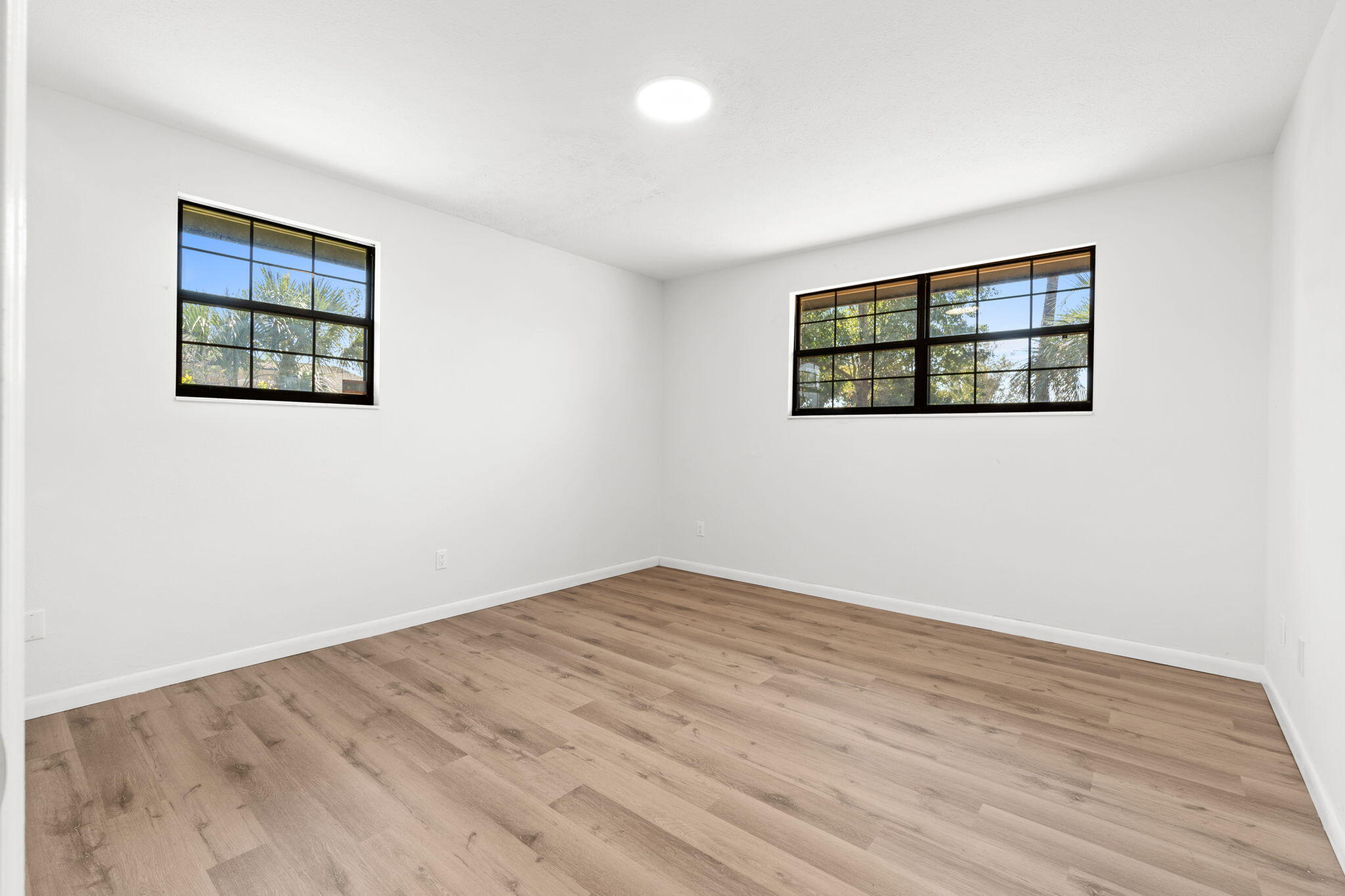 ISLAND VIEW ESTATES - Residential