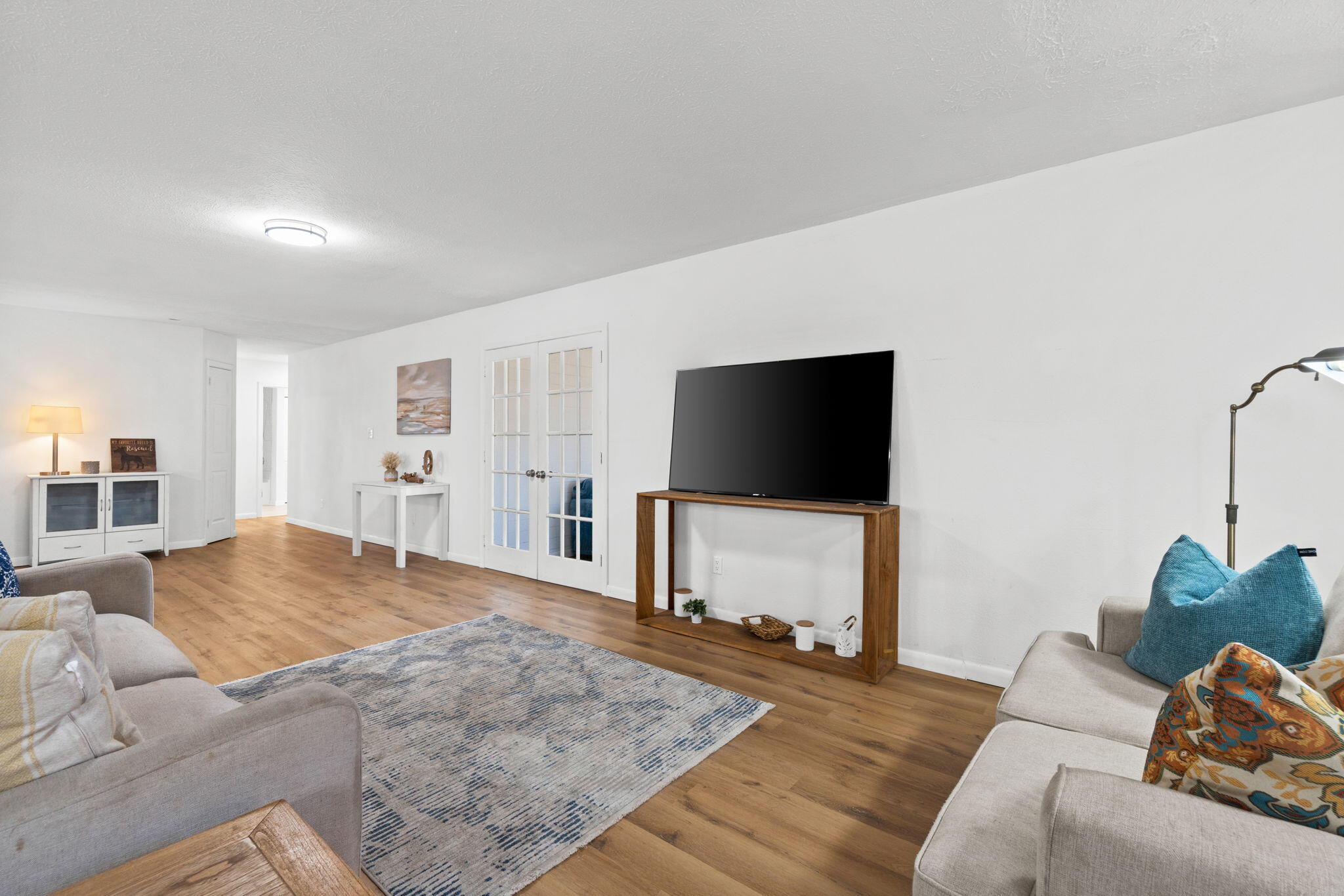 ISLAND VIEW ESTATES - Residential
