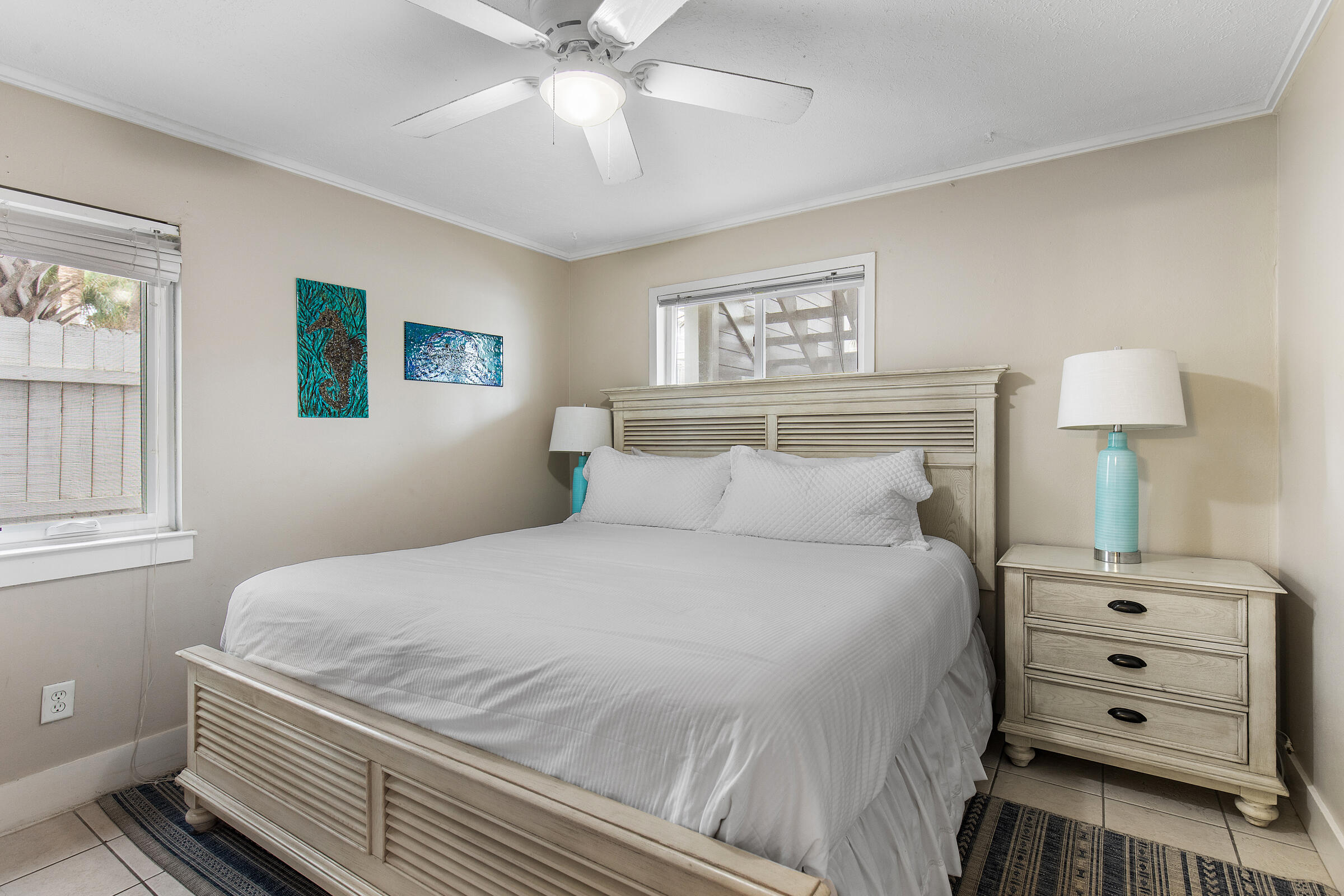 LEEWARD CONDO 2 - Residential