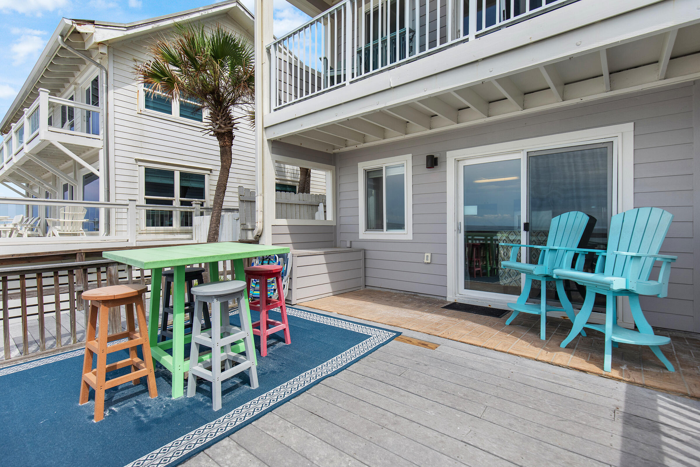 LEEWARD CONDO 2 - Residential