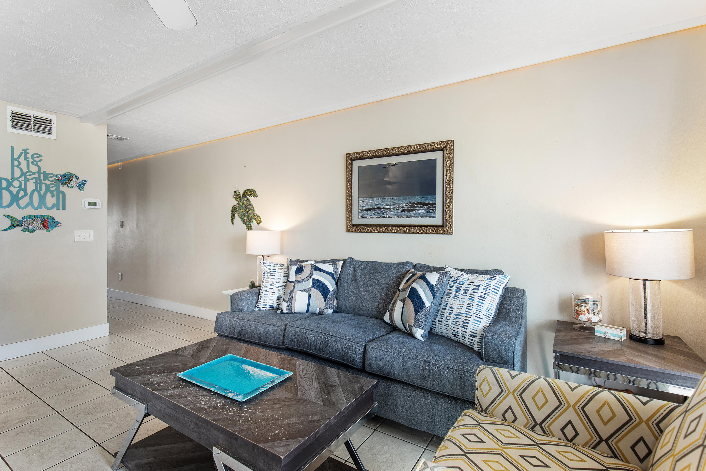 LEEWARD CONDO 2 - Residential