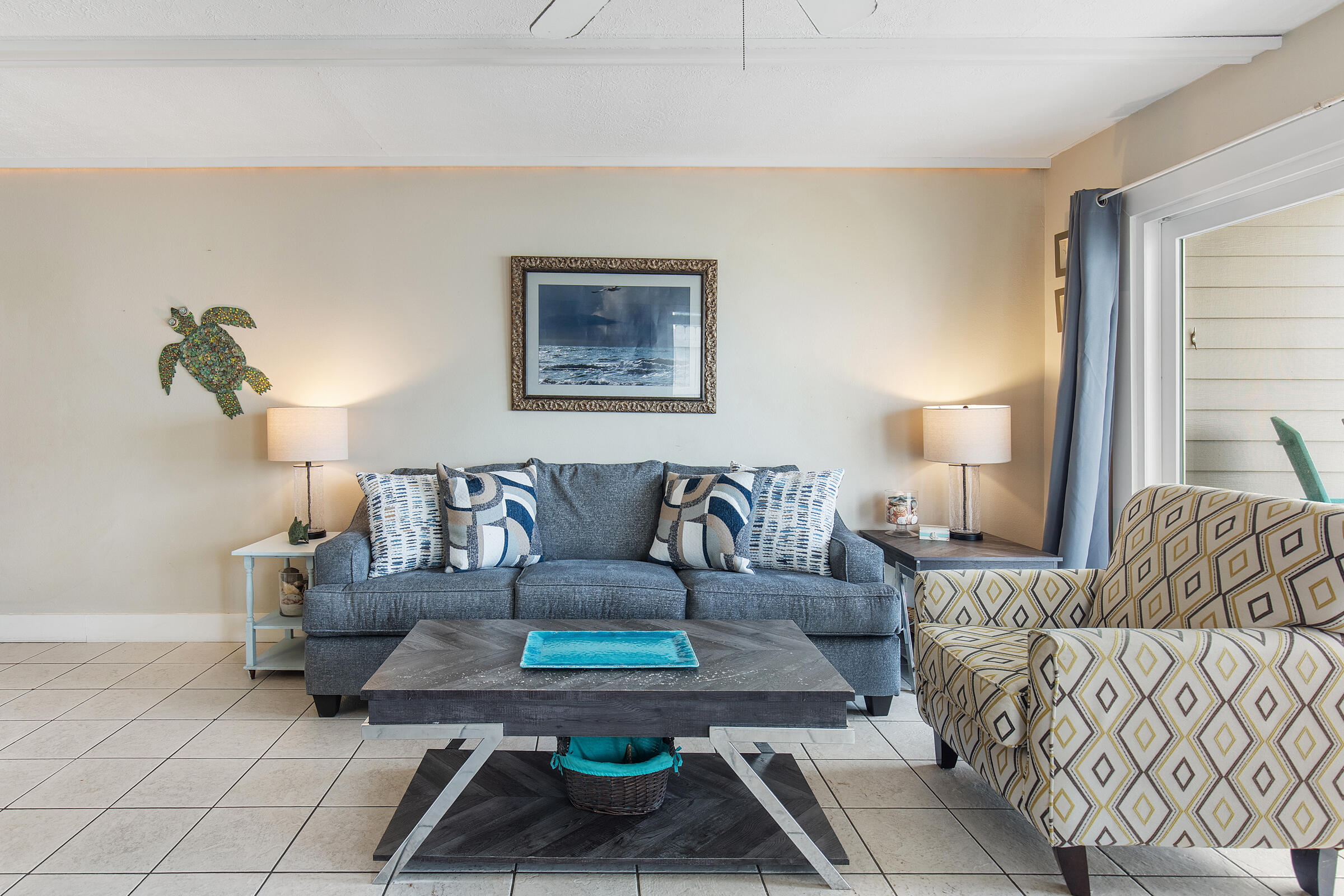 LEEWARD CONDO 2 - Residential