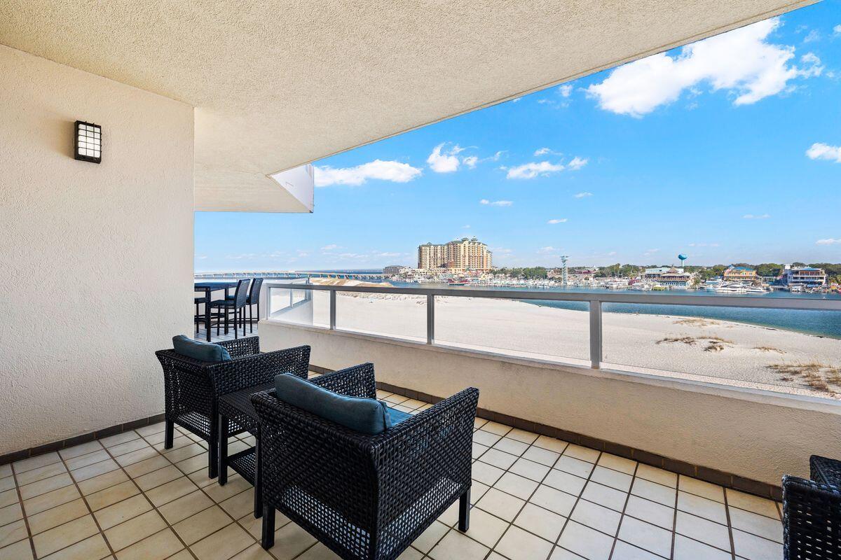 EAST PASS TOWERS CONDO - Residential