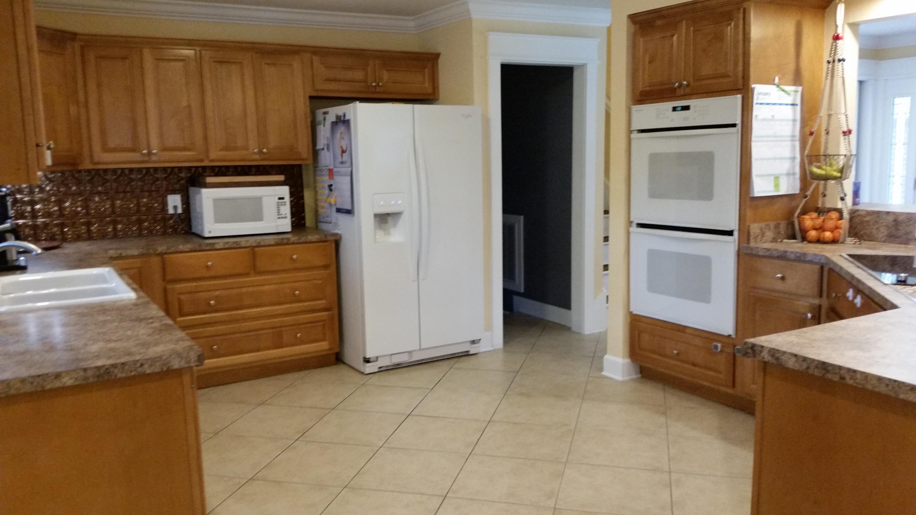 COUNTRY CLUB ESTATES 1ST ADDN, Lot 2 Blk M - Residential