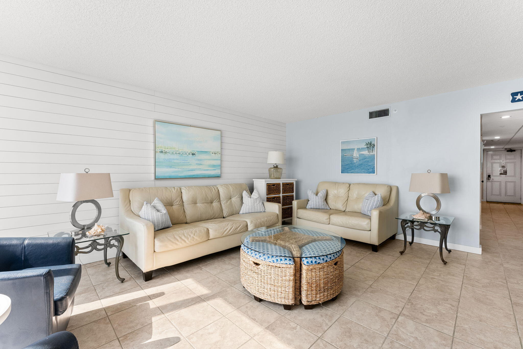 EDGEWATER TOWER 3 - Residential