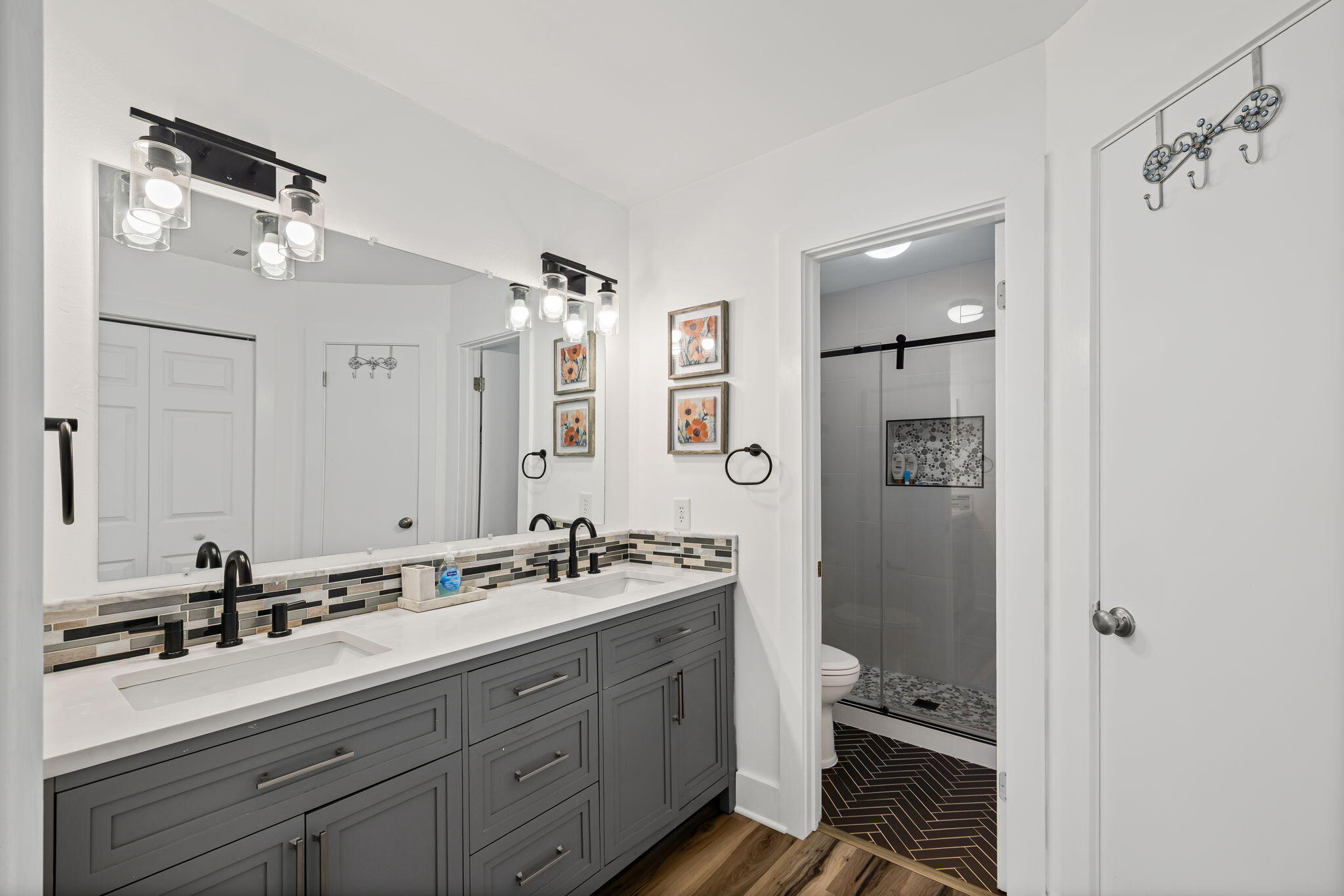 SANDPIPER VILLAGE - Residential