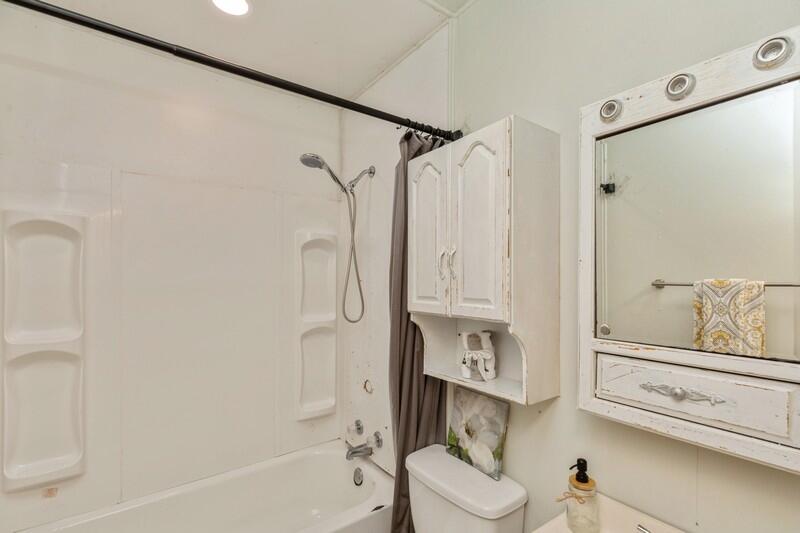 BAYVIEW HEIGHTS - Residential