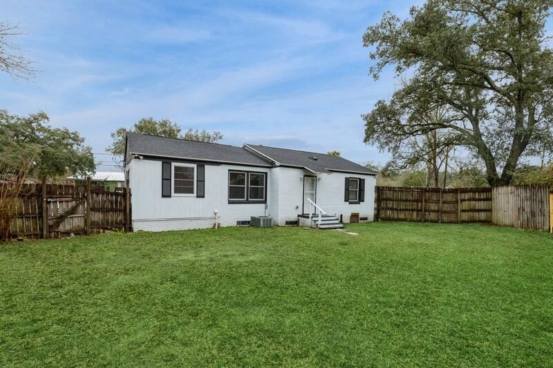 BAYVIEW HEIGHTS - Residential