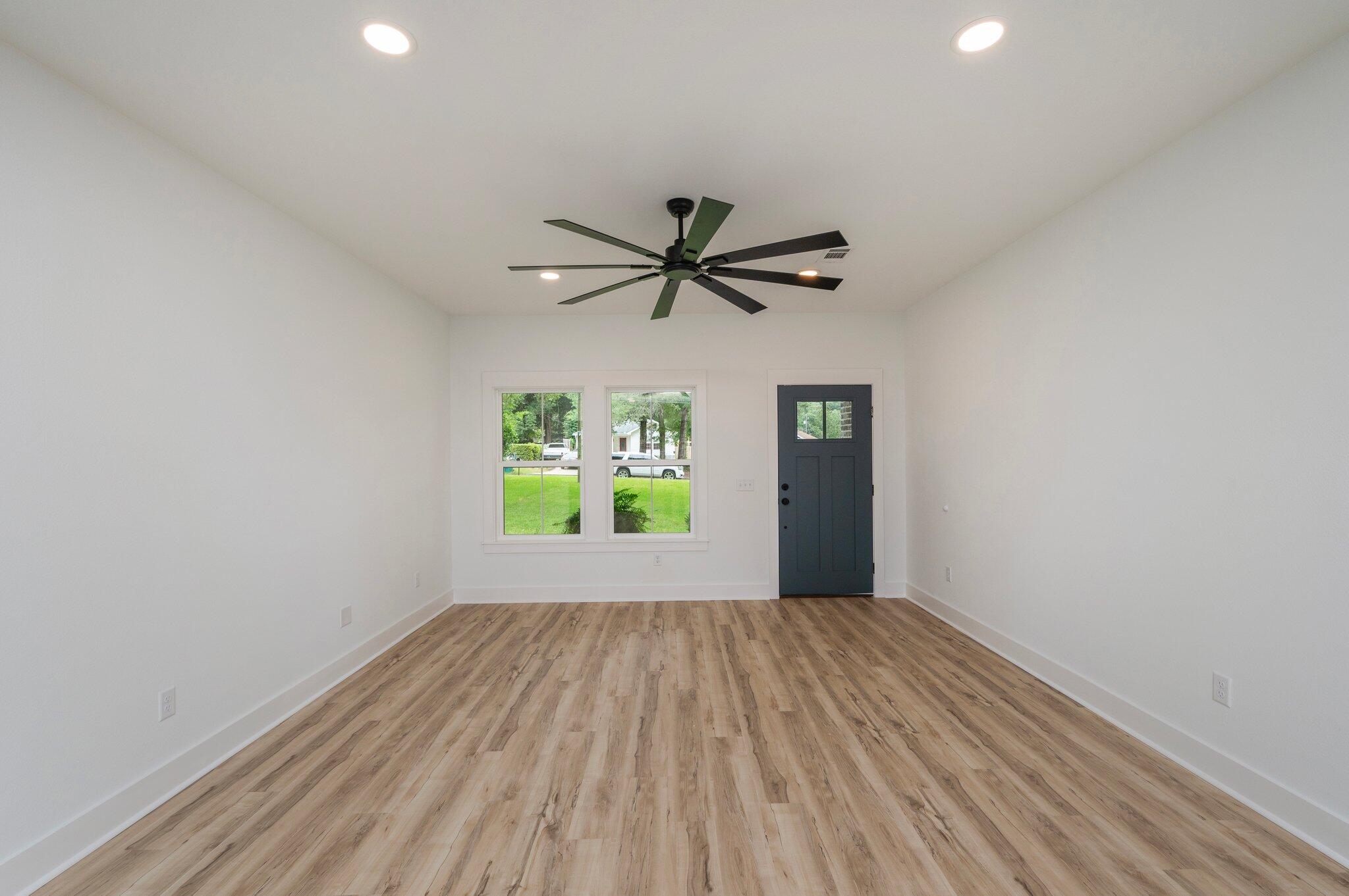OAKDALE MINI FARMS RESUB BLK 18 - Residential