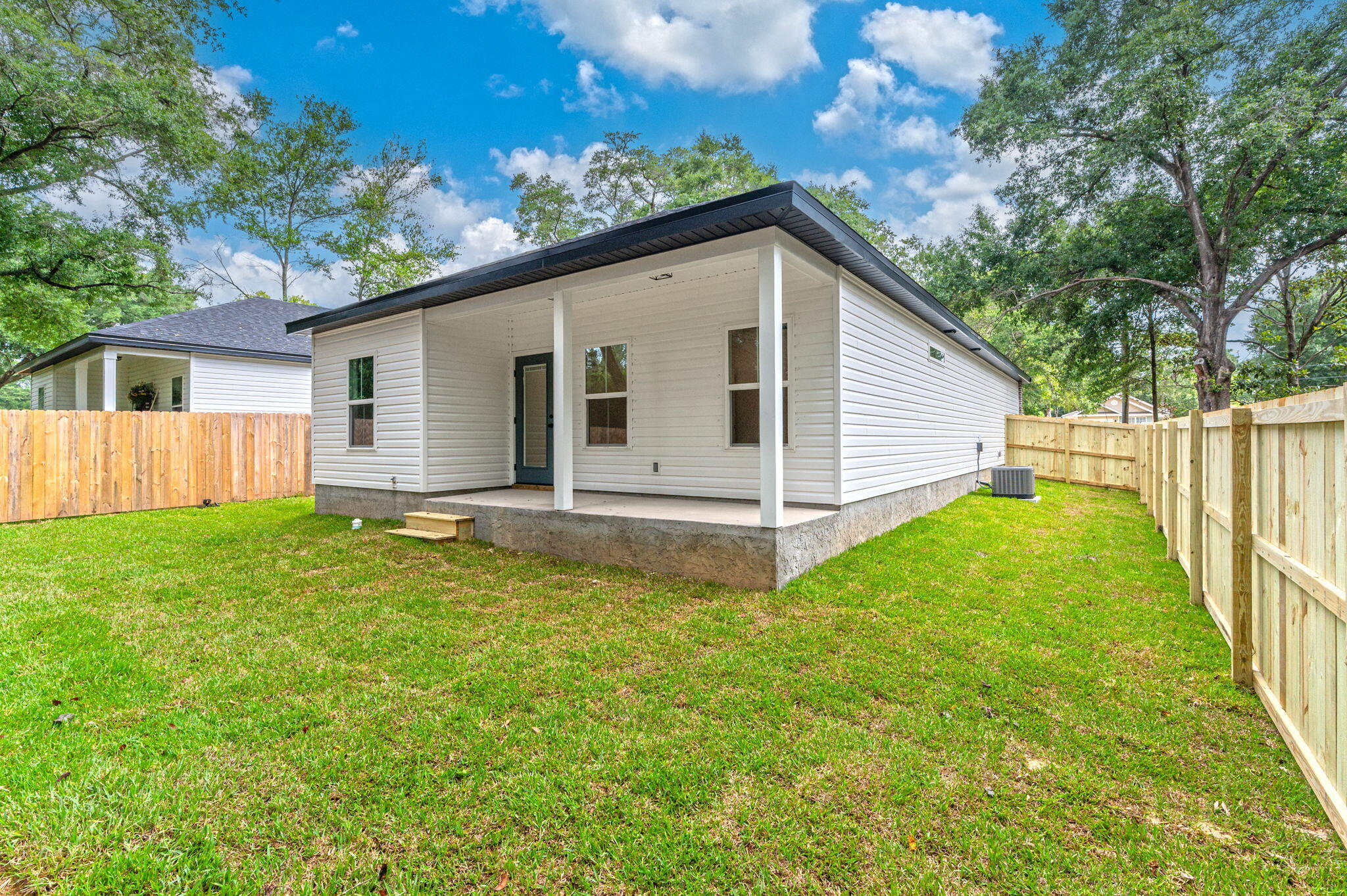 OAKDALE MINI FARMS RESUB BLK 18 - Residential