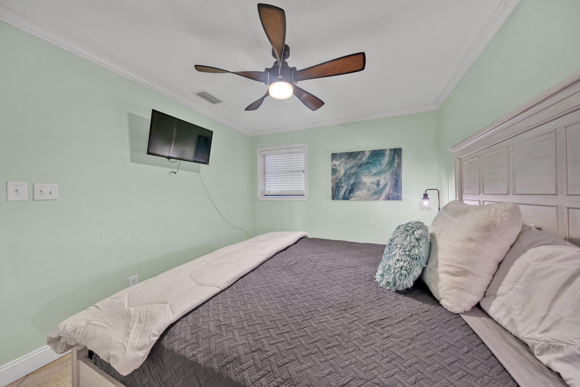 TRADEWINDS - Residential