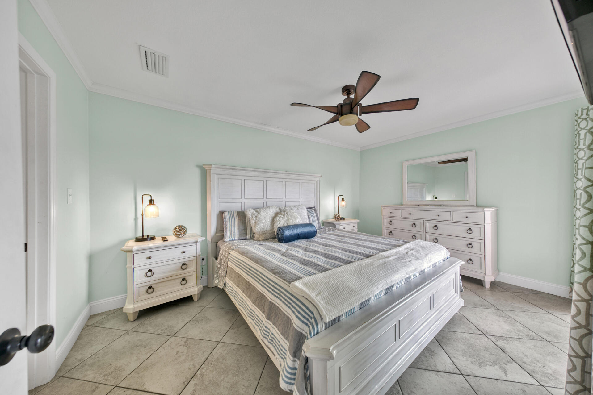 TRADEWINDS - Residential