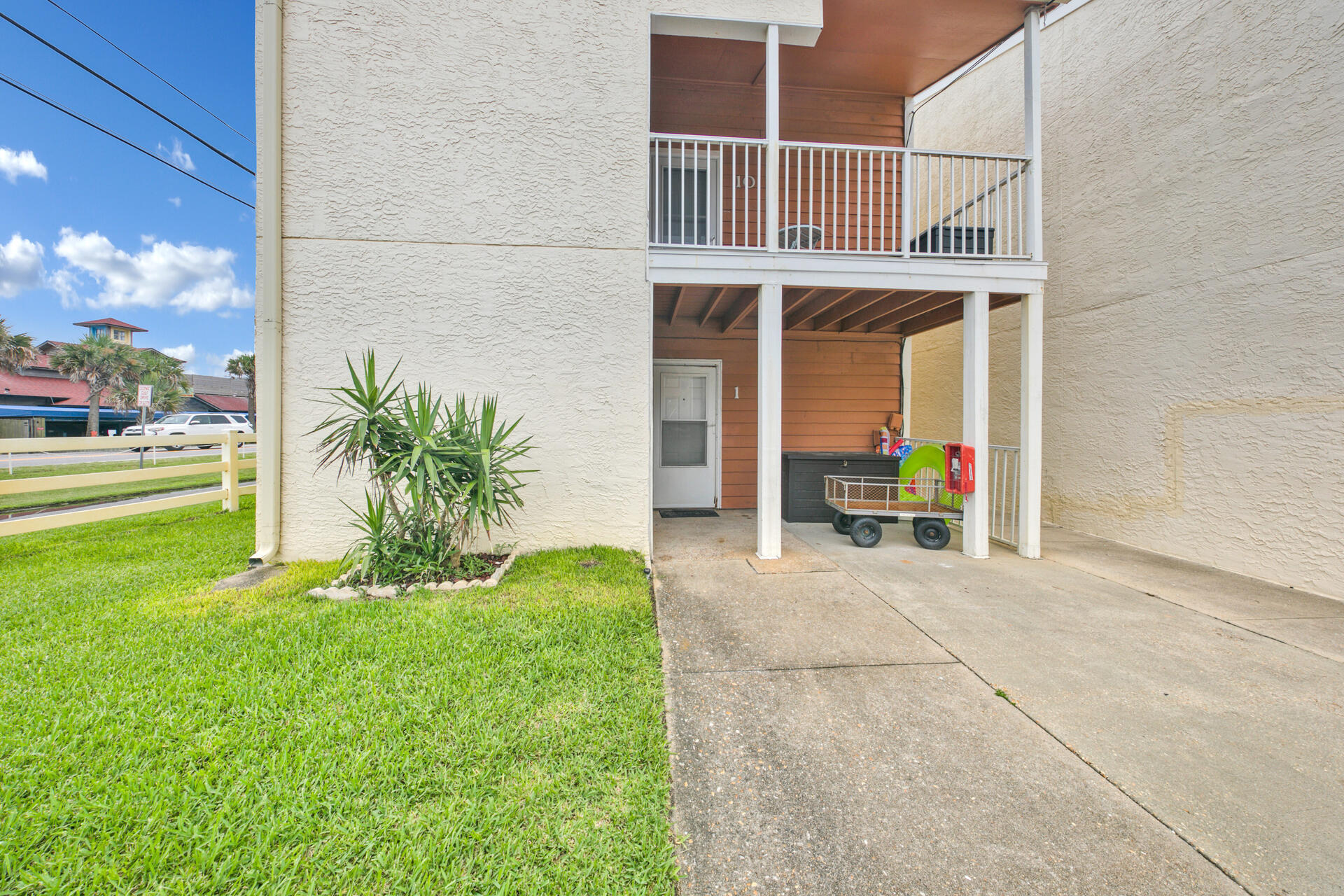 TRADEWINDS - Residential